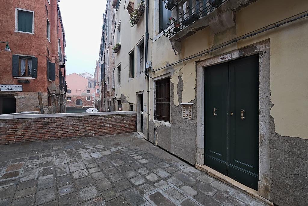 Anna Ai Frari Apartamento *